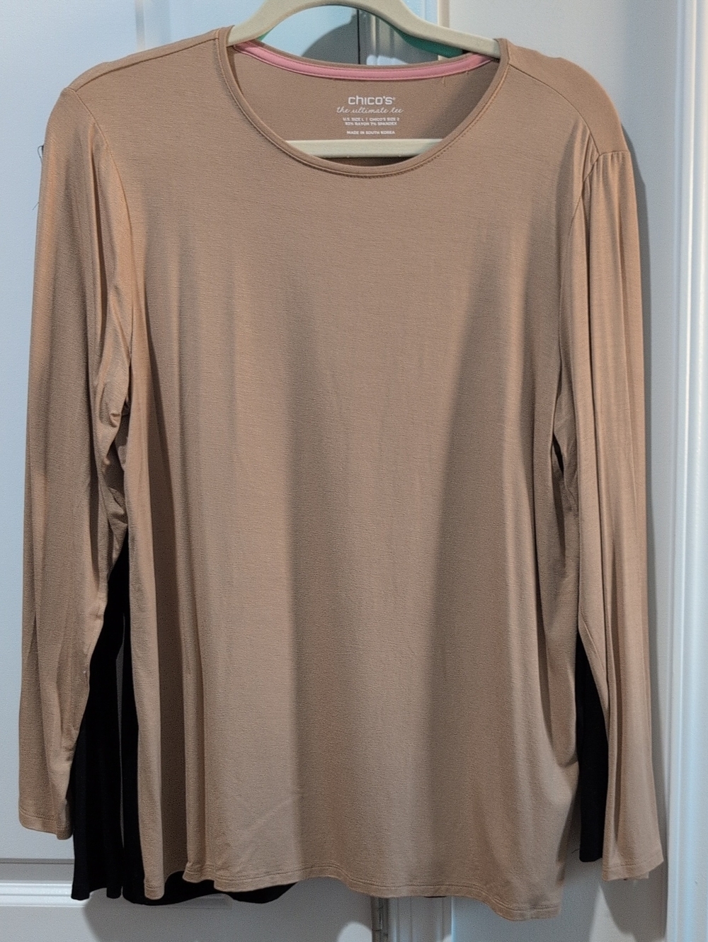 NWOT Chico's Women's Long Sleeve Ultimate Tee in Tan w spandex